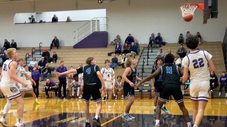 Kearney boys basketball: Striving to win district championship