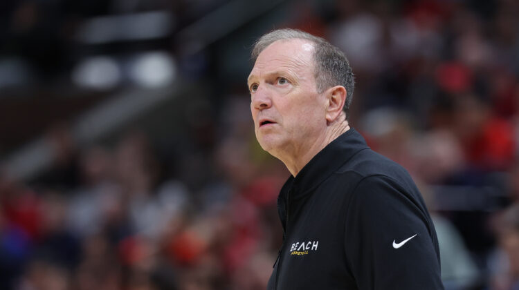 Kyle Smith leaving; 5 Washington State head coach candidates