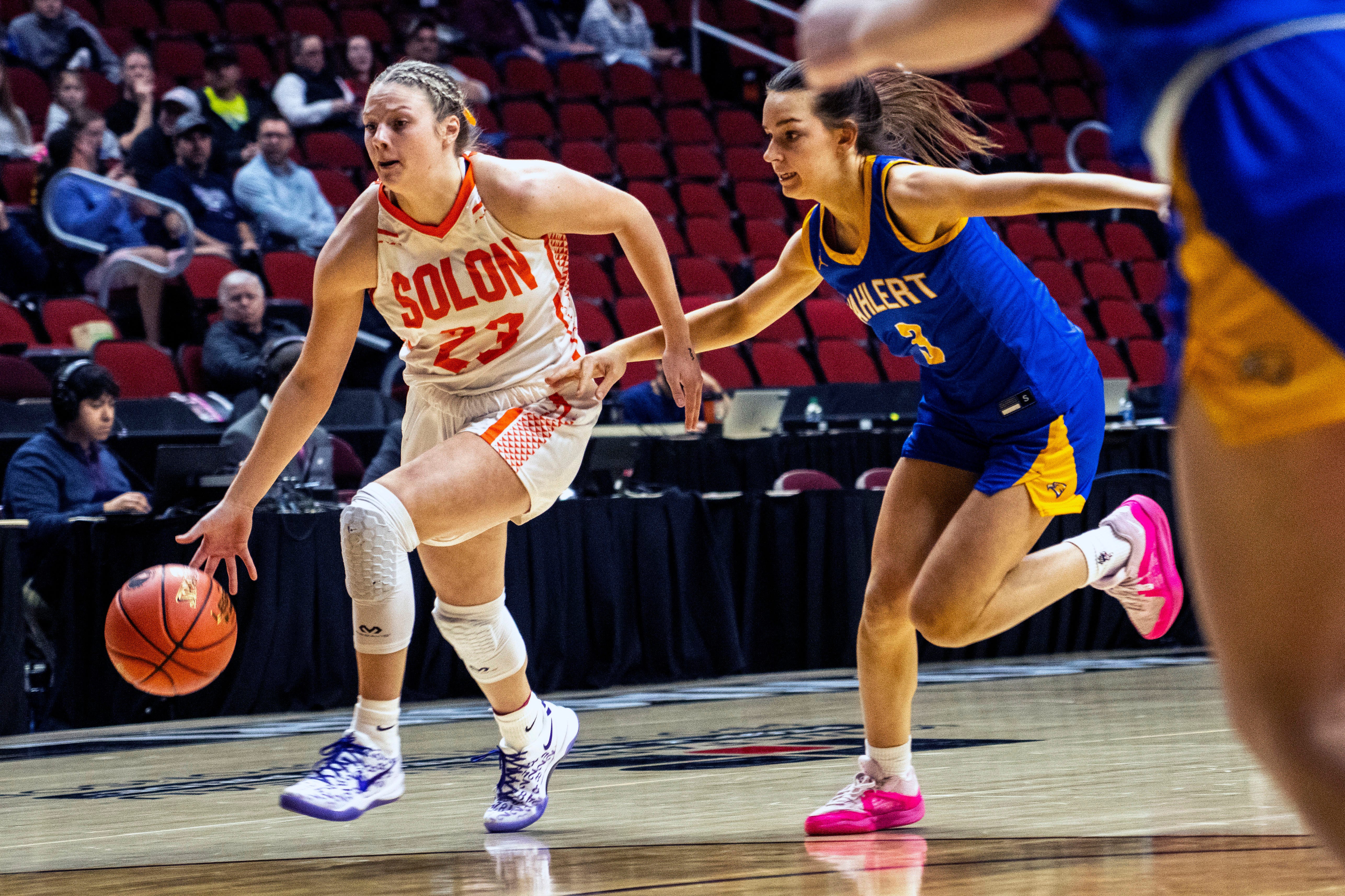 Callie Levin Iowa Hawkeyes women's NCAA college basketball Solon High School Spartans