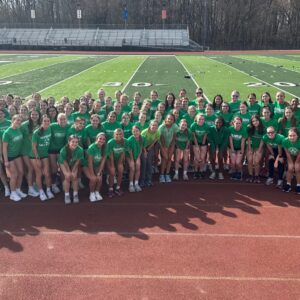 A truly supportive track record: Meet the Valparaiso girls T&F team
