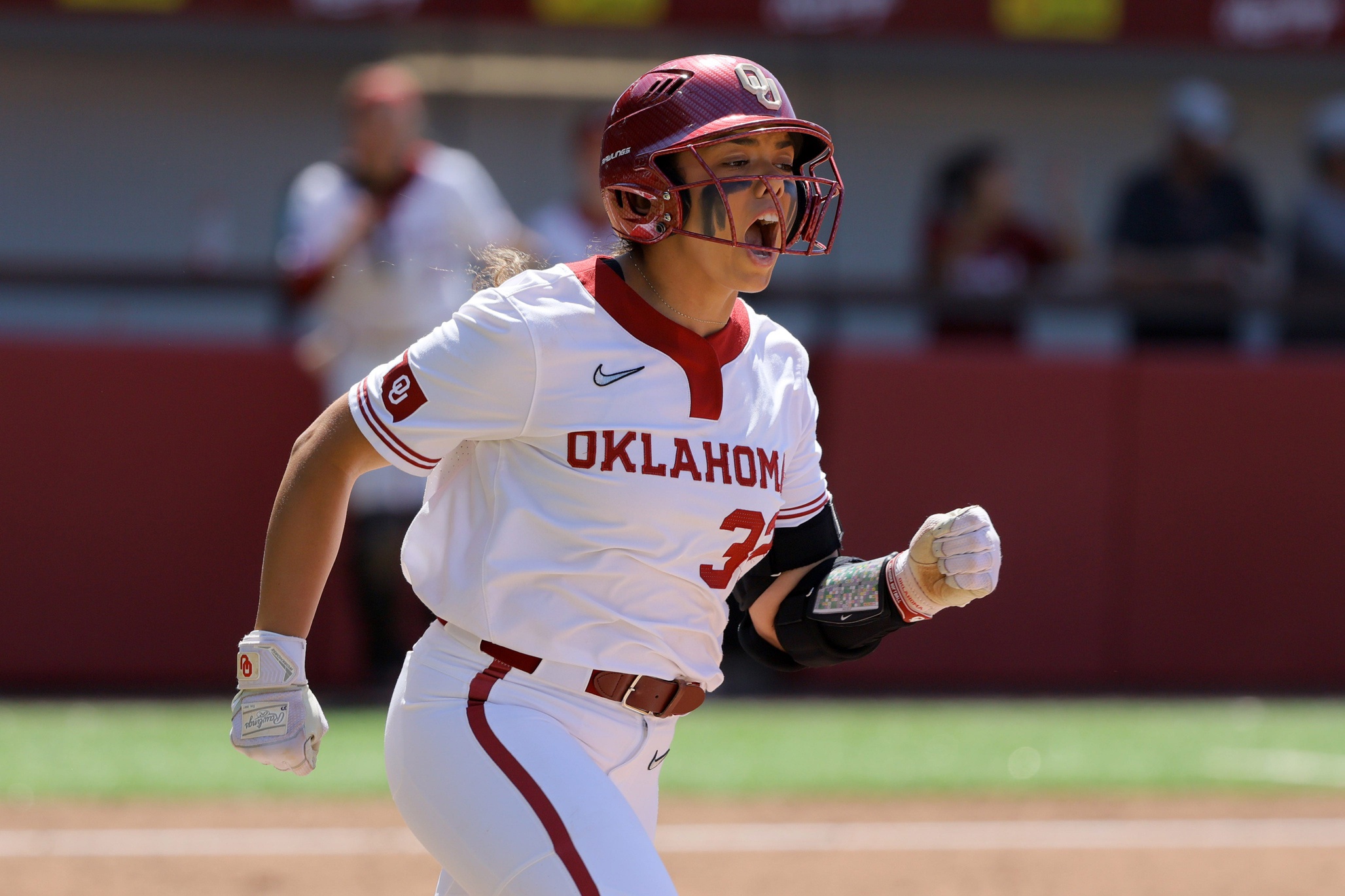 10 best hitters from the 2024 college softball season