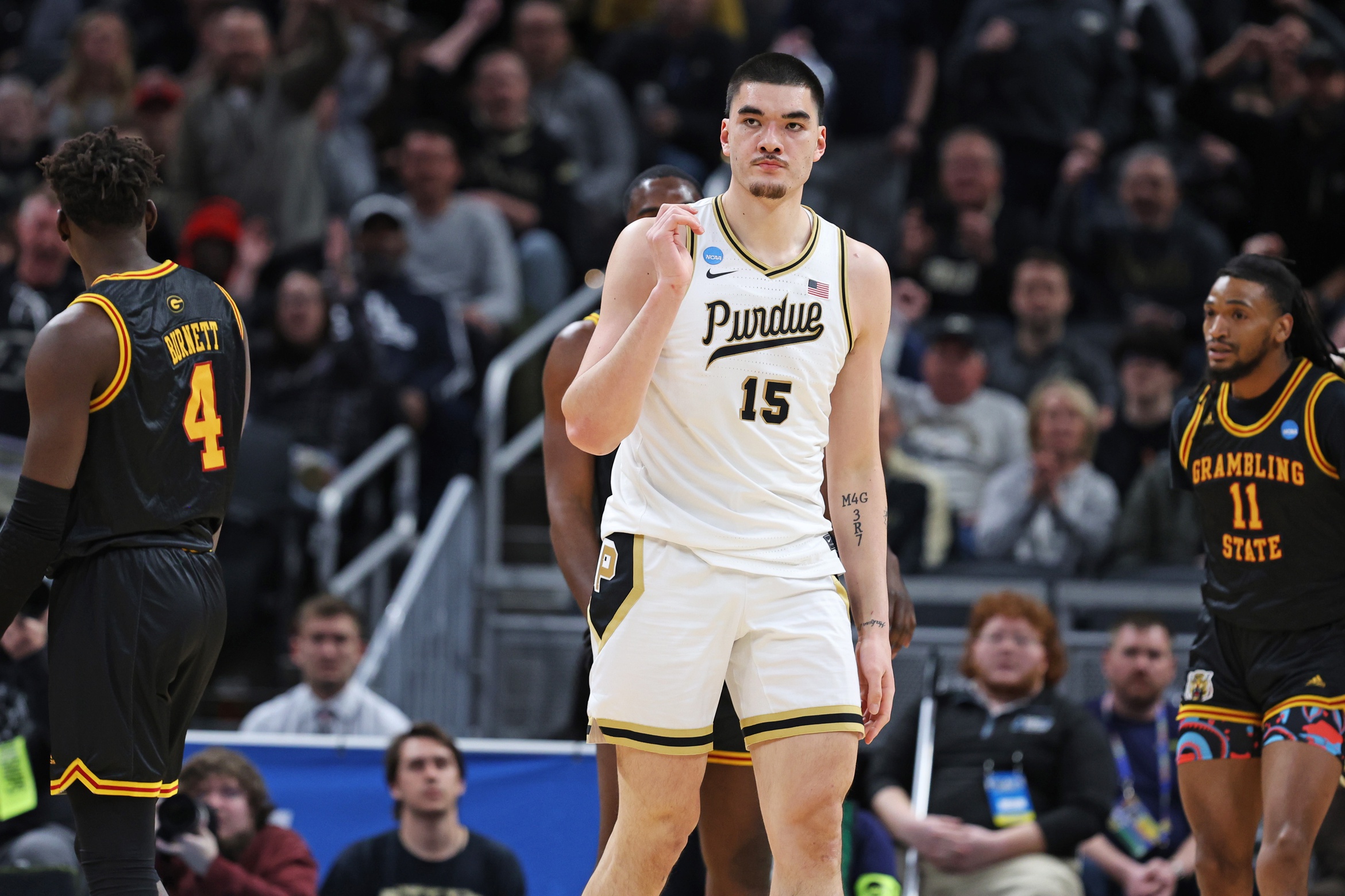 Top 5 NBA draft fits for 7-foot-4 Purdue center Zach Edey