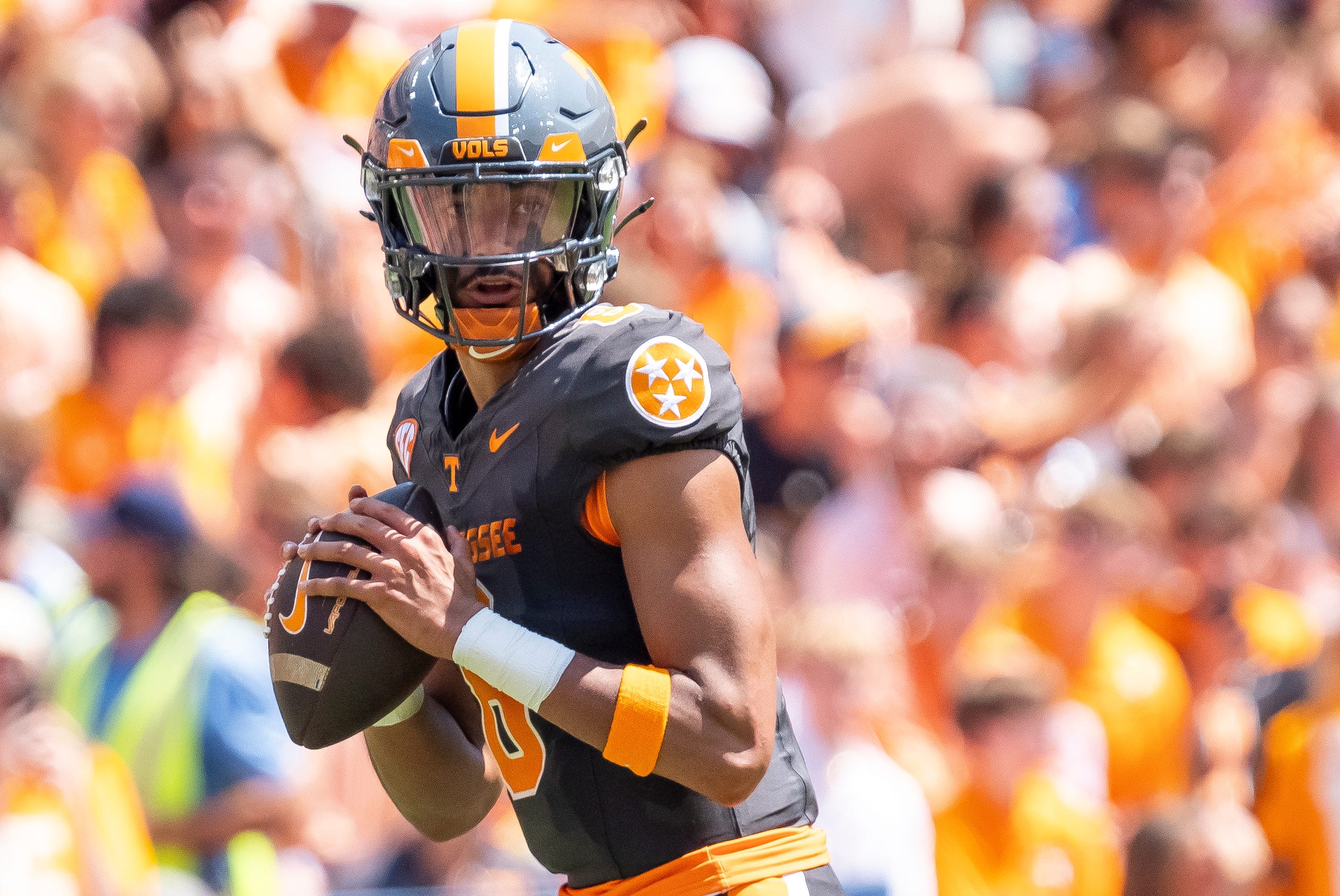 Nico Iamaleava Tennessee Volunteers NC State Wolfpack 2024 NCAA college football season Week 2 top matchups