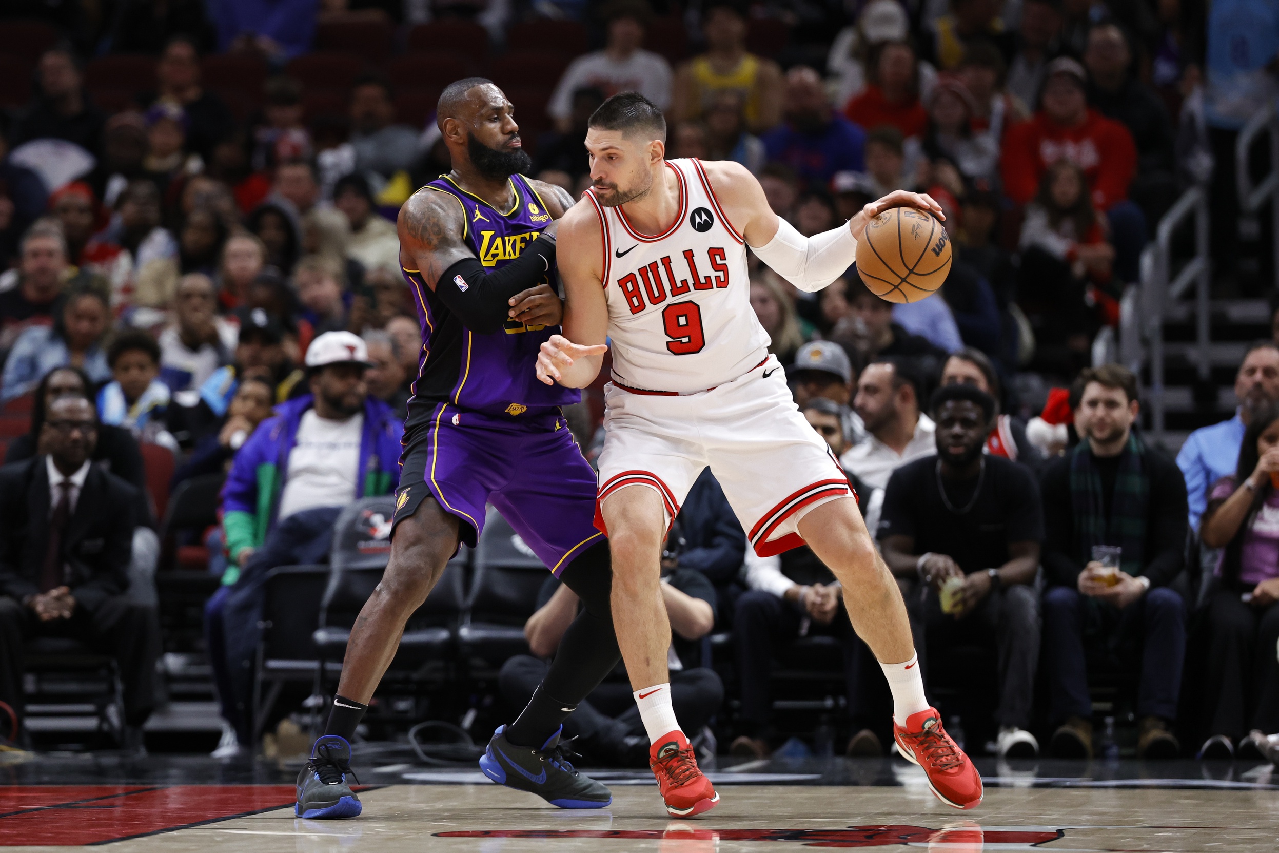 Nikola Vucevic Chicago Bulls 2024-25 NBA trade deadline rumors landing spots Los Angeles Lakers